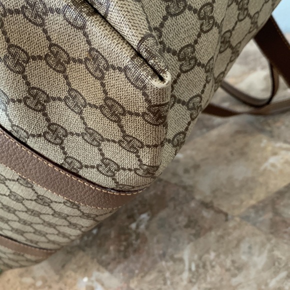 ❤️❤️SOLD❤️❤️Gucci GG pvc vintage travel/tote bag - Picture 9 of 17